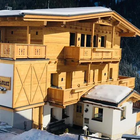 Loeberbauer, Apartman