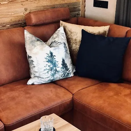 Apartman Loeberbauer, *
