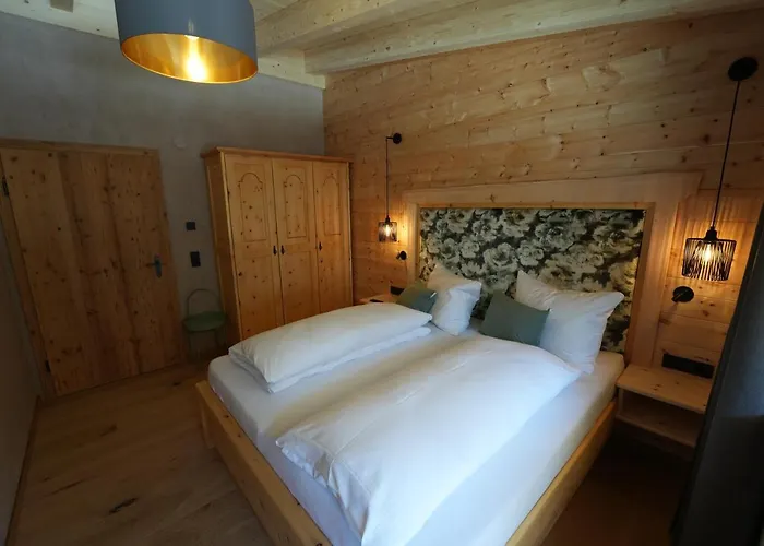 Loeberbauer, Apartman *