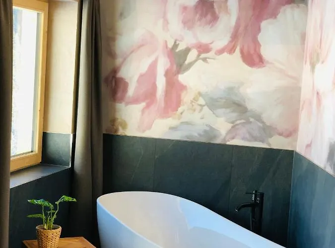 Loeberbauer, Apartman