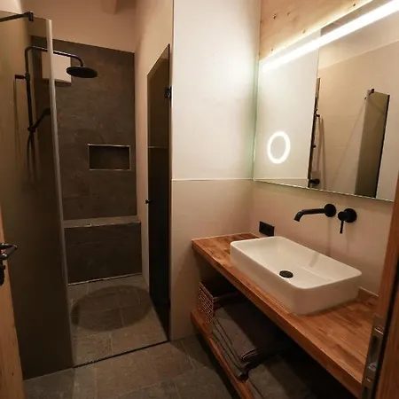 Loeberbauer, Apartmán Tux